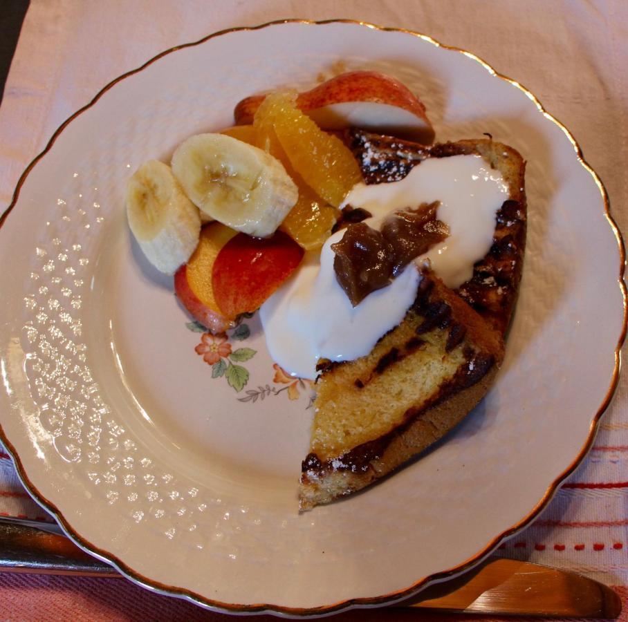Bed and Breakfast Grange Bleuet Aubeterre-sur-Dronne Zewnętrze zdjęcie