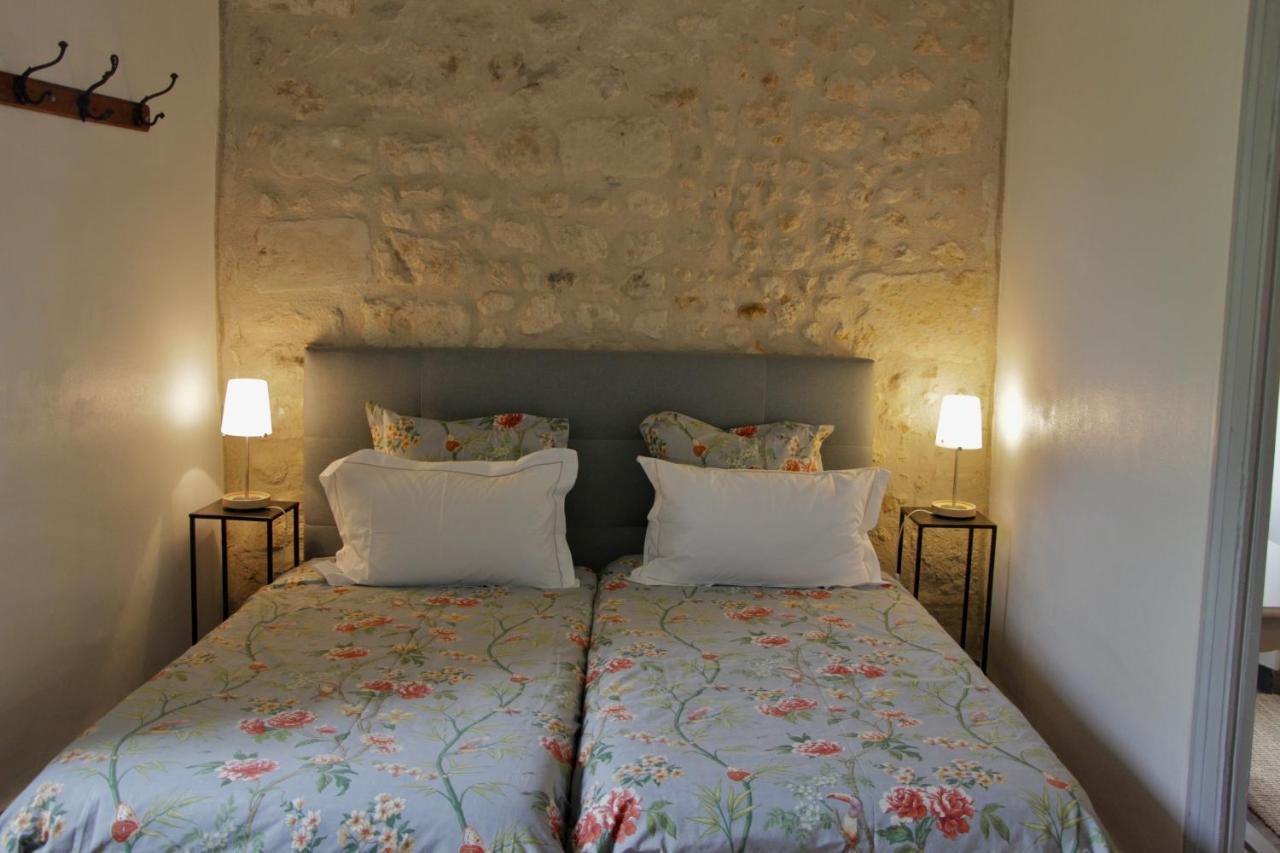 Bed and Breakfast Grange Bleuet Aubeterre-sur-Dronne Zewnętrze zdjęcie