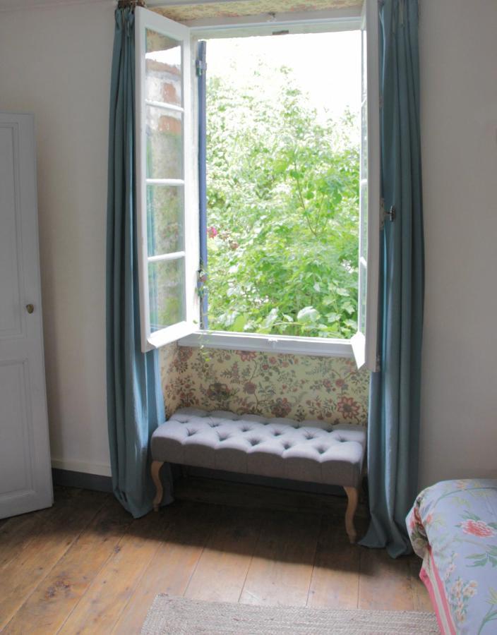 Bed and Breakfast Grange Bleuet Aubeterre-sur-Dronne Zewnętrze zdjęcie