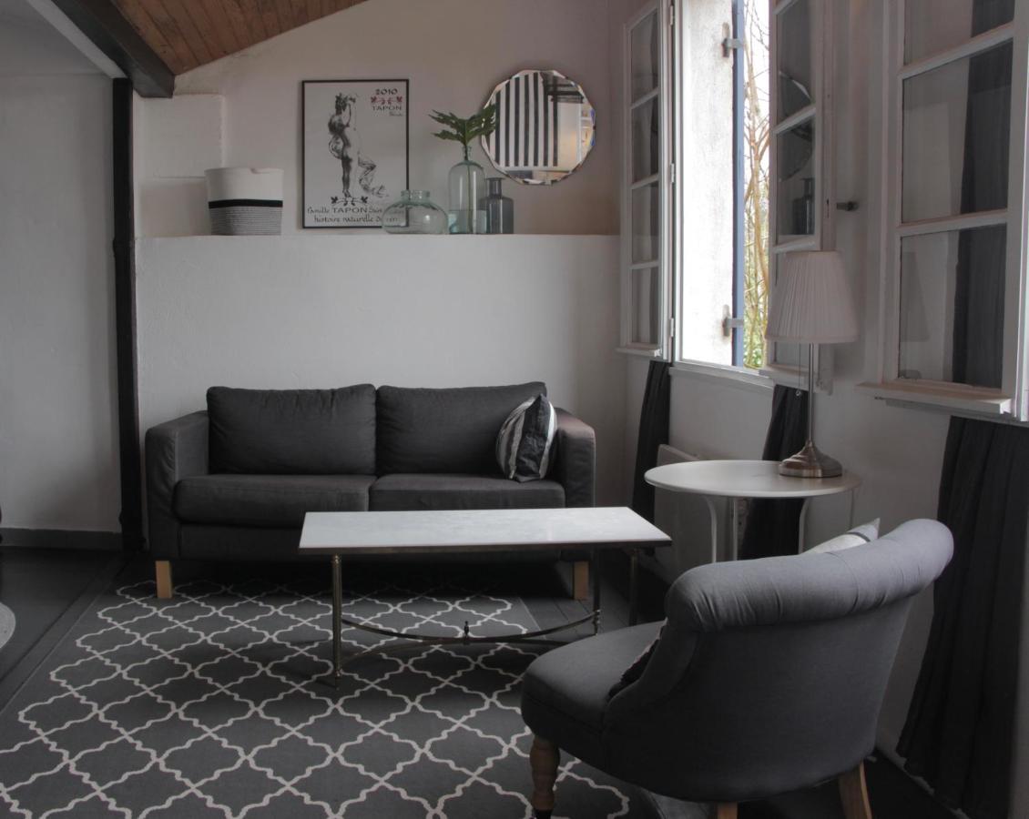 Bed and Breakfast Grange Bleuet Aubeterre-sur-Dronne Zewnętrze zdjęcie